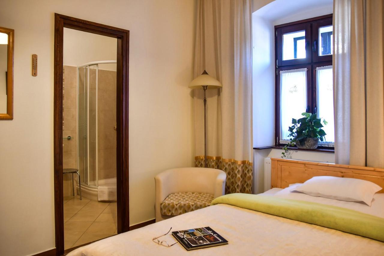 Szin-Es Vendeghaz Bed and Breakfast Szentes Exteriör bild